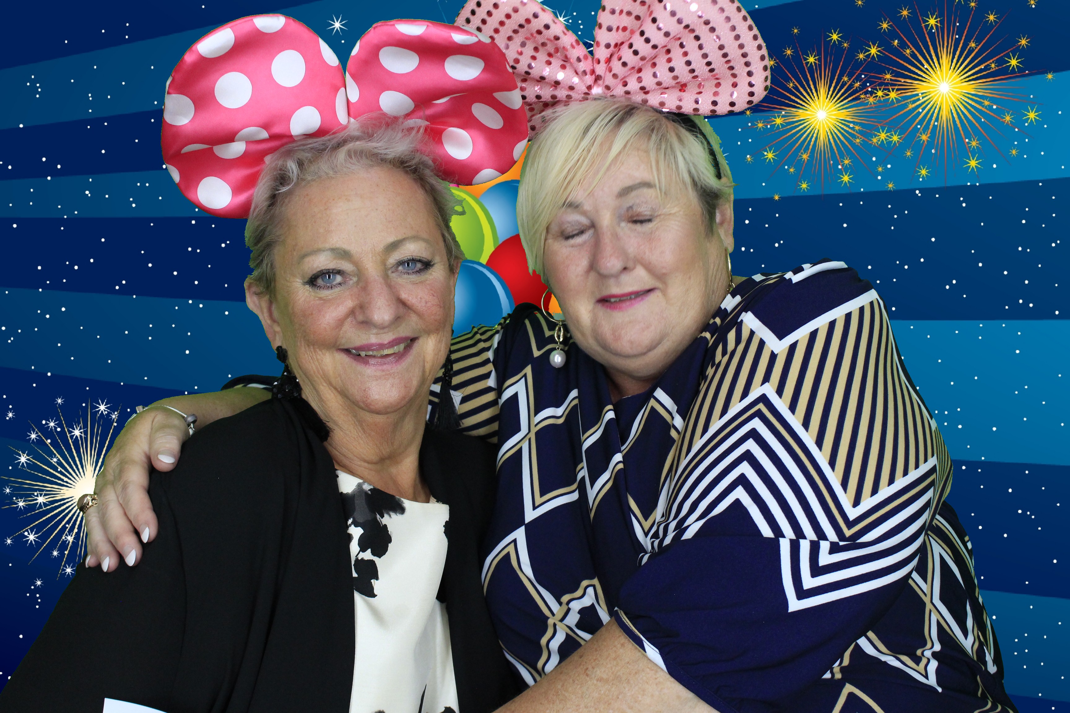 Jennie & Graham's wedding vow renewal  | View more photos from the event at gallery.myphotoboothexperience.co.uk/u/MyPhotoBoothExperienceLtd/Jennie-Grahams-wedding-vow-renewal